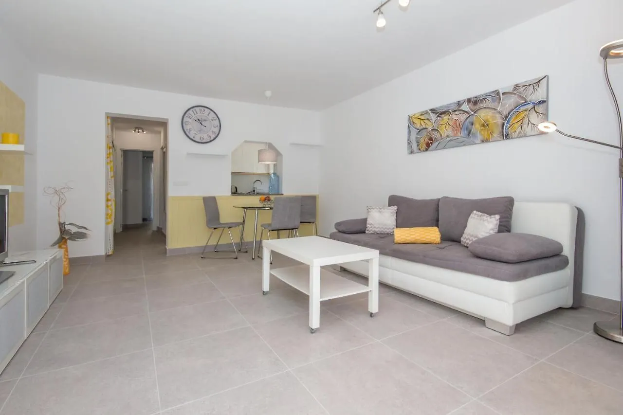 Casacolores Apartamentos Puerto de la Cruz  Puerto de la Cruz (Tenerife)